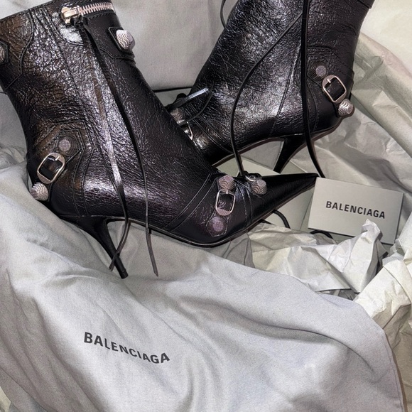 Balenciaga Textured Black Ankle Booties - Picture 2 of 7